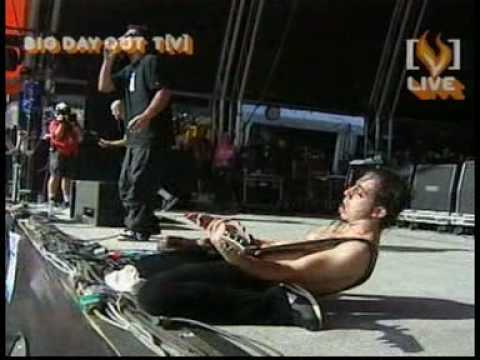 System Of A Down – Psycho (Live @ BDO 02)