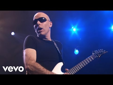 Joe Satriani – Flying In a Blue Dream (from Satriani LIVE!)