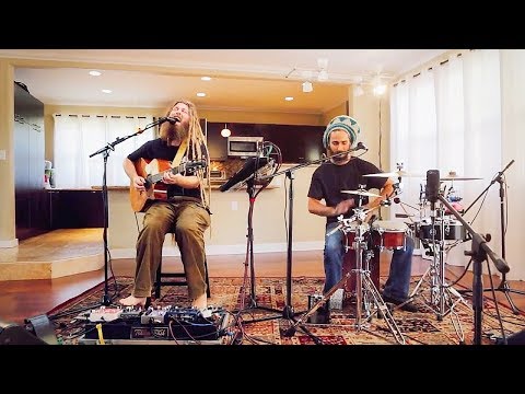 Mike Love – Permanent Holiday (HiSessions.com Acoustic Live!)